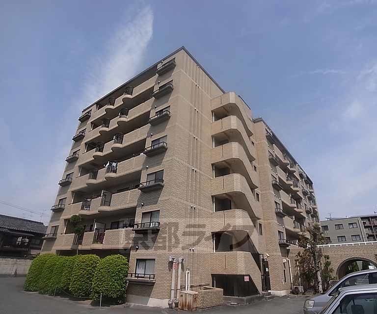 嵯峨西和の建物外観