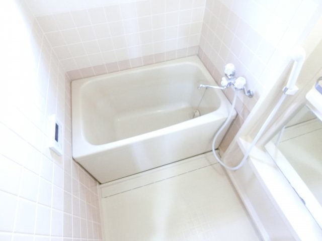 バス・シャワールーム　同物件別部屋