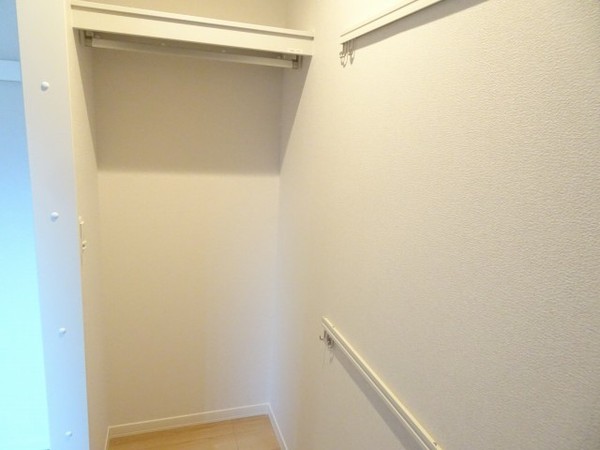 収納　ウォークインクローゼット！