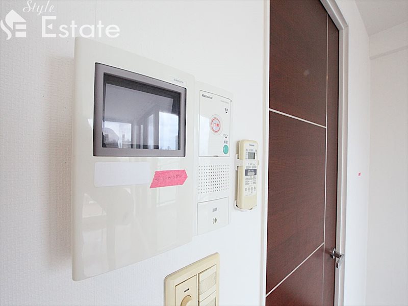 セキュリティ　モニター付きインターホン