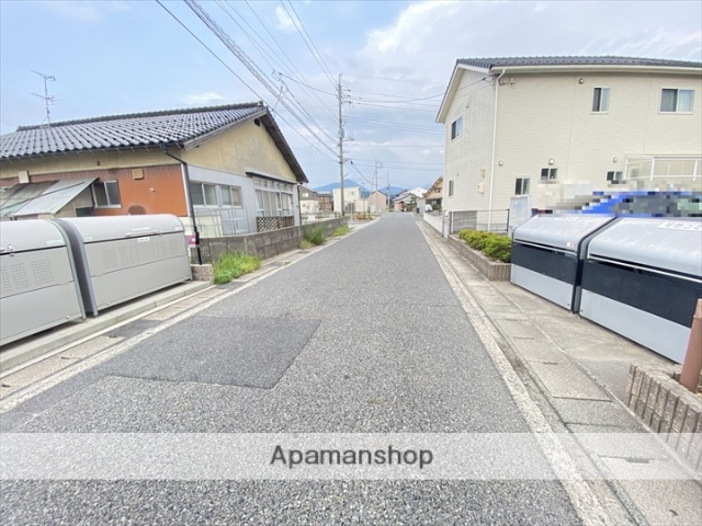 その他　前面道路（その他）まで0m