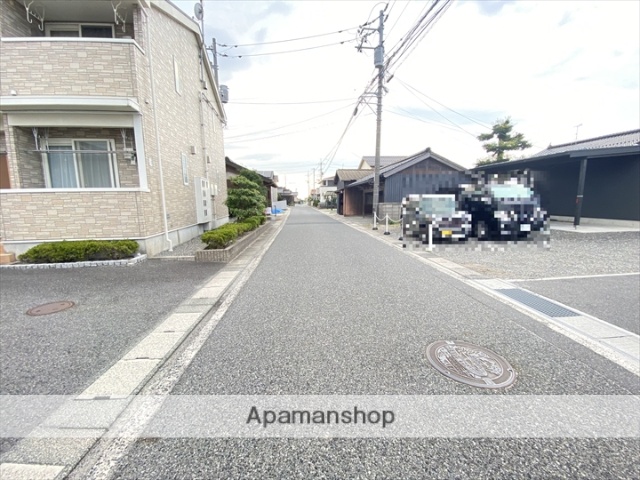 その他　前面道路（その他）まで0m