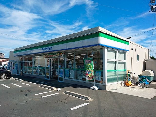 コンビニ　ファミリーマート浜松上西店（コンビニ）まで450m