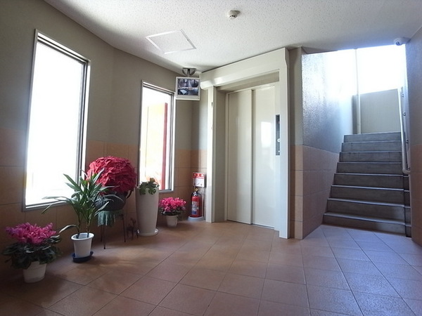 エントランス　☆当社管理物件☆