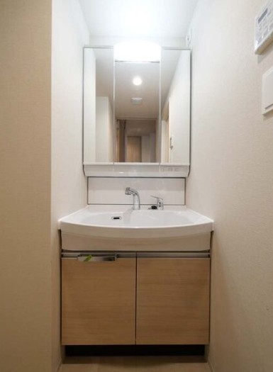 洗面設備　別室の参考写真です。※現況優先