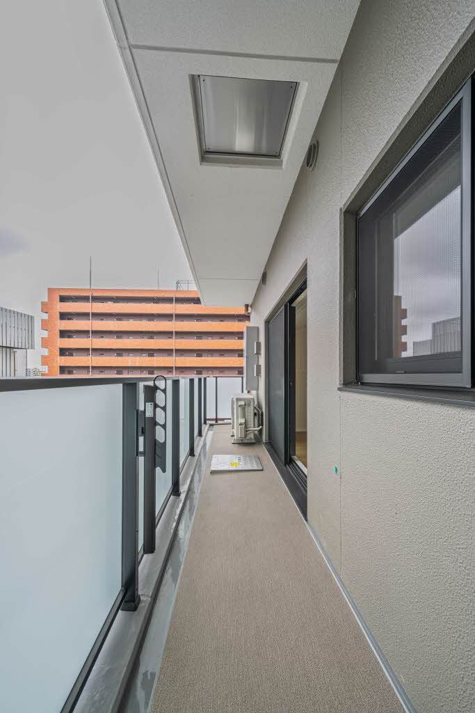 バルコニー　バルコニー