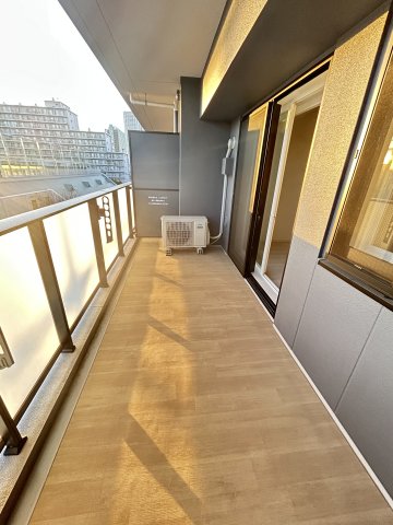 バルコニー　同間取り他部屋の写真です。