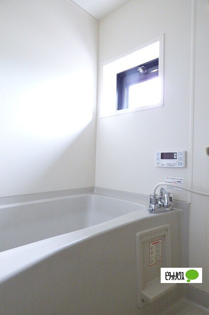 バス・シャワールーム　他のお部屋のお写真です