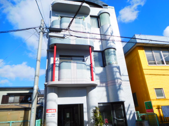 建物外観　デザイナーズマンションです！