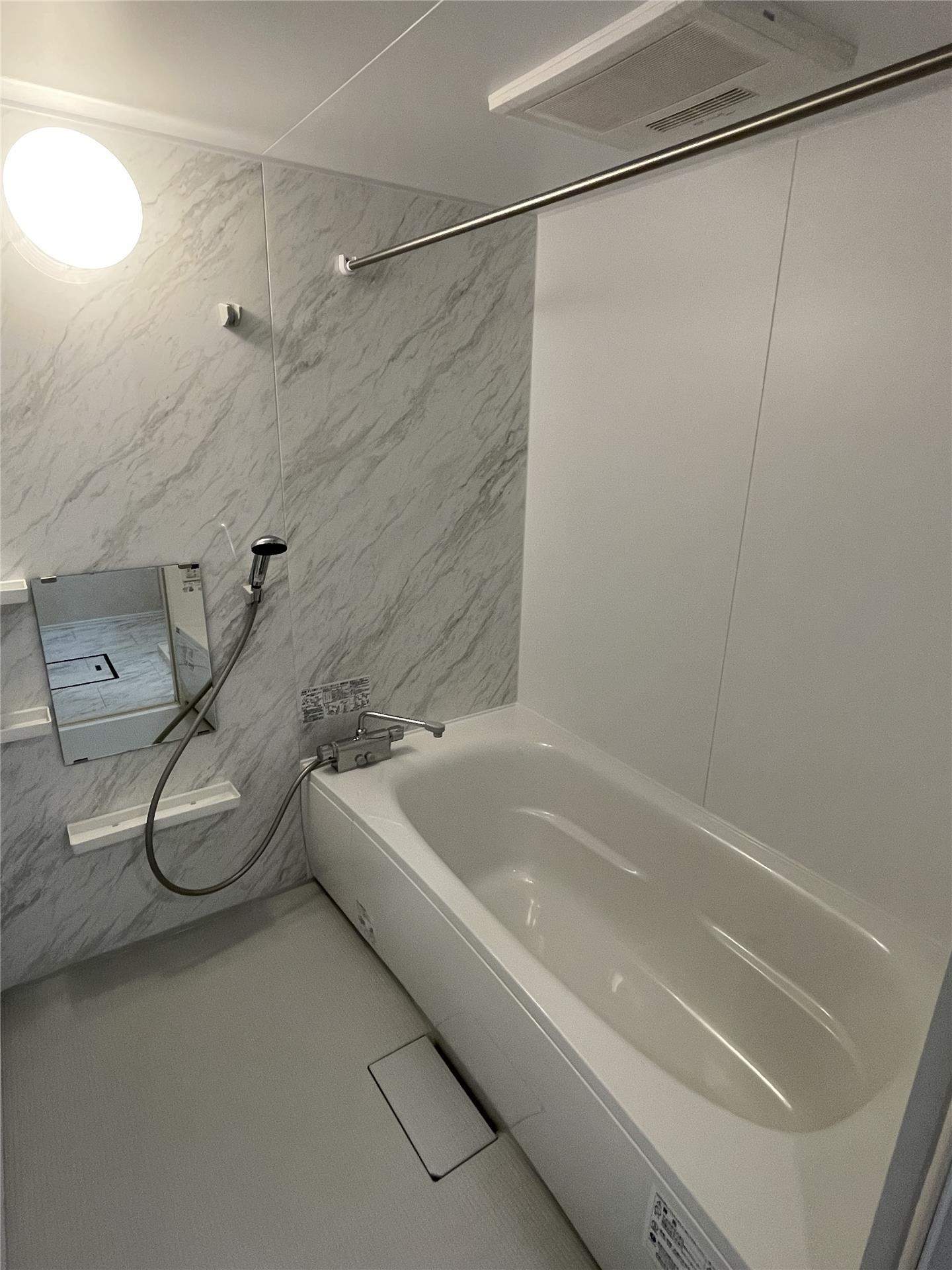 バス・シャワールーム　1日の疲れを癒してください