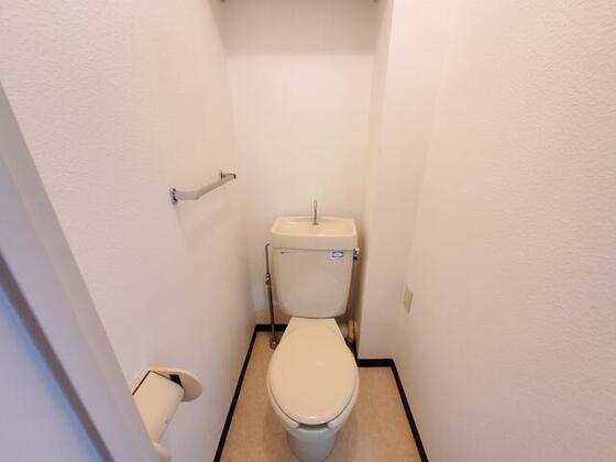 トイレ　※別部屋参考写真