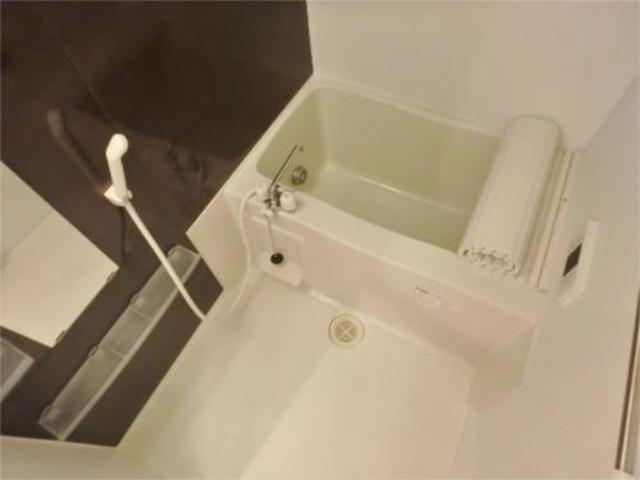 バス・シャワールーム　追い焚き機能付き