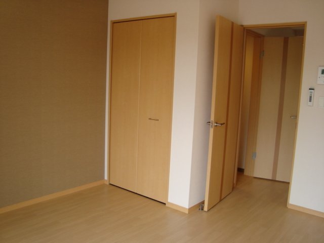 収納　洋室収納