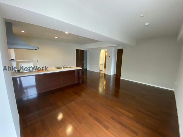 居室・リビング　※同型・現況優先