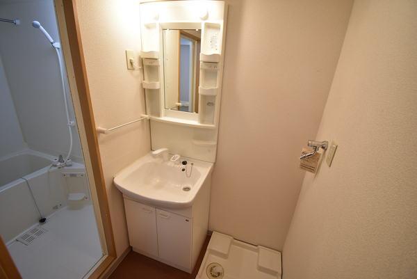 洗面設備　同仕様写真
