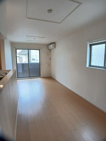 居室・リビング　使いやすい居間です