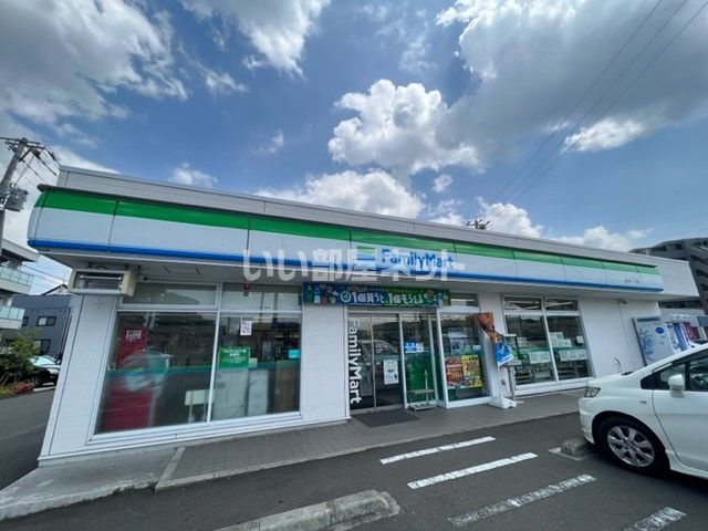 コンビニ　ファミリーマート　富沢南一丁目店（コンビニ）まで501m