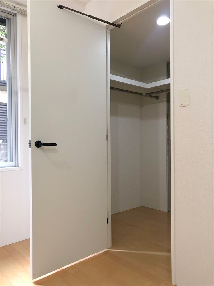 収納　ウォークインクローゼット