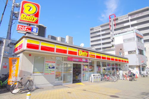 コンビニ　デイリーヤマザキ長柄中２丁目店（コンビニ）まで157m