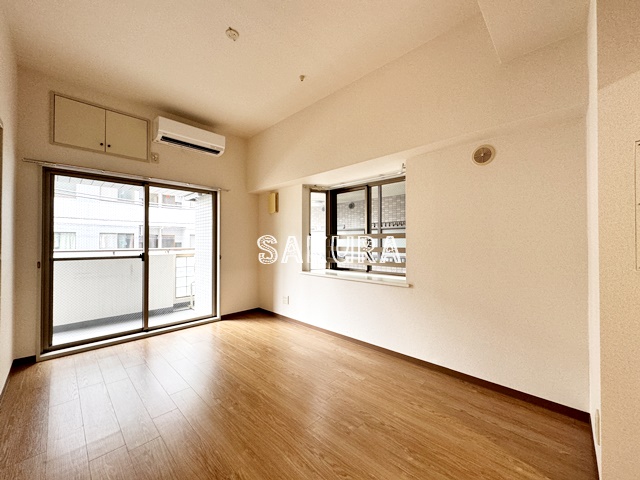 居室・リビング　使いやすい形の為、レイアウトを楽しめます♪