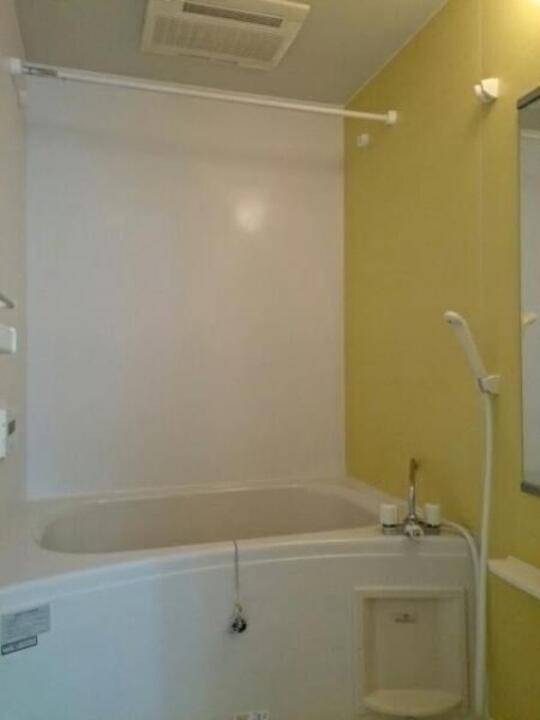バス・シャワールーム　浴室