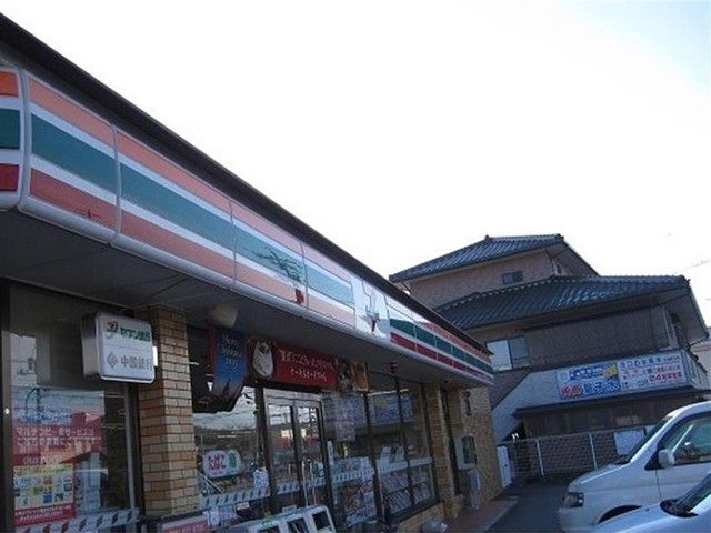 コンビニ　セブンイレブン（コンビニ）まで400m