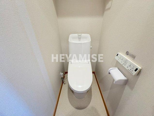 トイレ　※同間取別号室の写真です※現況を優先します