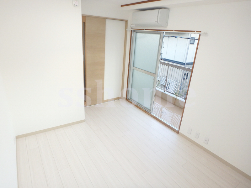 居室・リビング　キレイなお部屋です☆