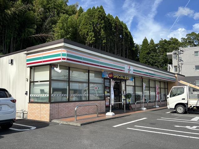 コンビニ　セブン－イレブン隼人小田店（コンビニ）まで2183m