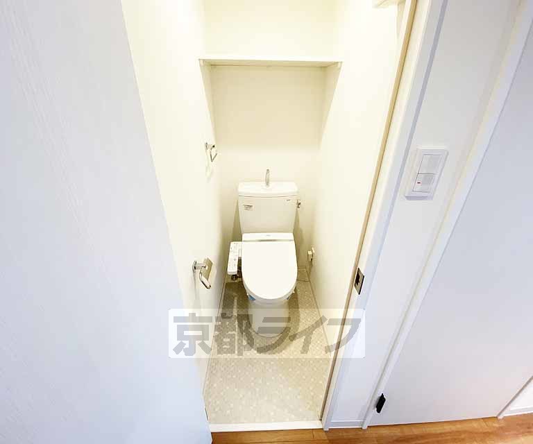 トイレ　シンプルなトイレです。