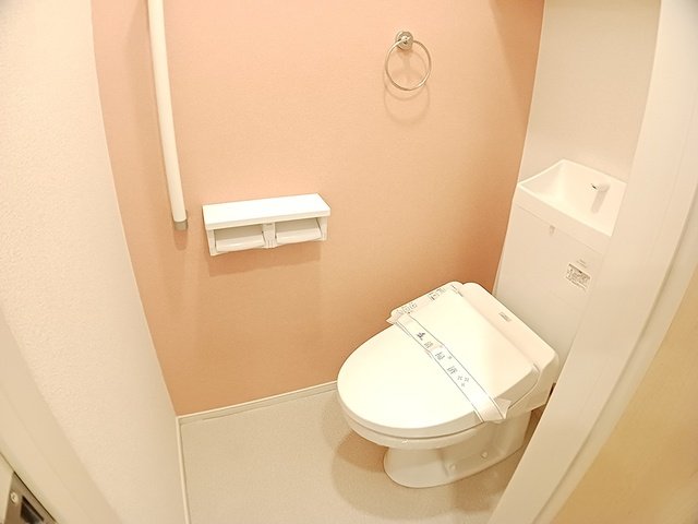 トイレ　トイレもきれいです