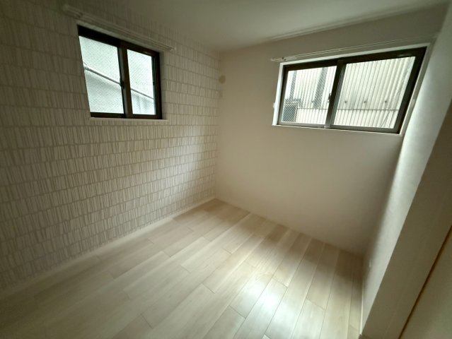 その他部屋・スペース　寝室として利用しやすい洋室4.5帖♪