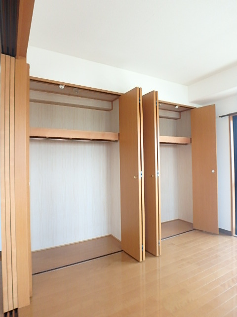 収納　図面と現状に相違がある場合には現状を優先