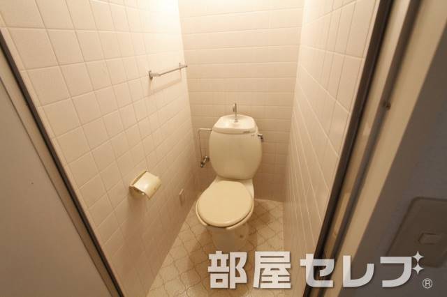 トイレ　清潔感ある綺麗なトイレです。
