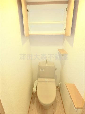 トイレ　温水暖房便座付きのトイレ！冬の寒い時期は暖房便座ありがたいで