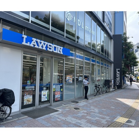 コンビニ　ローソン福岡天神四丁目店（コンビニ）まで86m