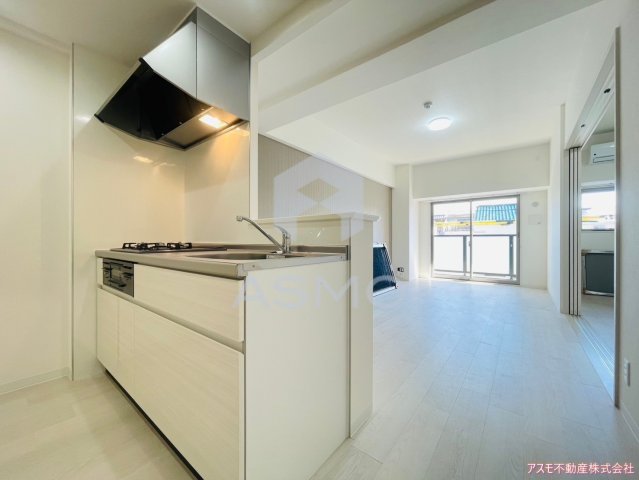 居室・リビング　同マンション別部屋　参考写真