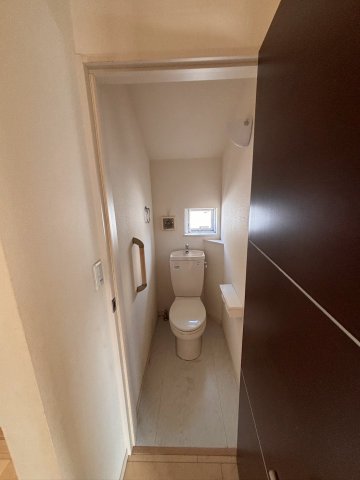 トイレ　千歳台戸建　世田谷区千歳台5