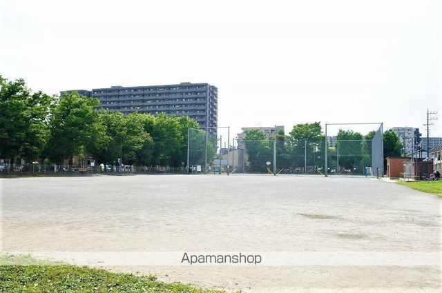 公園　中町多目的広場（公園）まで364m