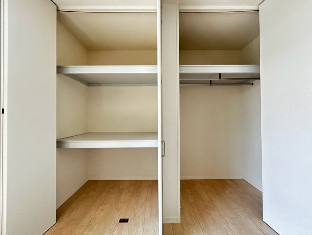 ダンデライオン門戸2の内装写真