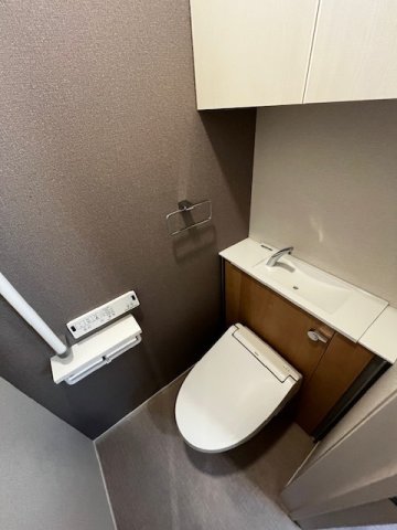 トイレ　トイレもきれいです