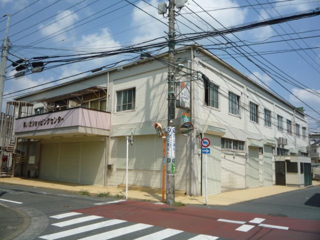 スーパー　あいだショッピングセンター（スーパー）まで610m