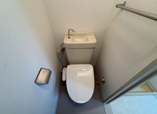 トイレ　別部屋参考写真