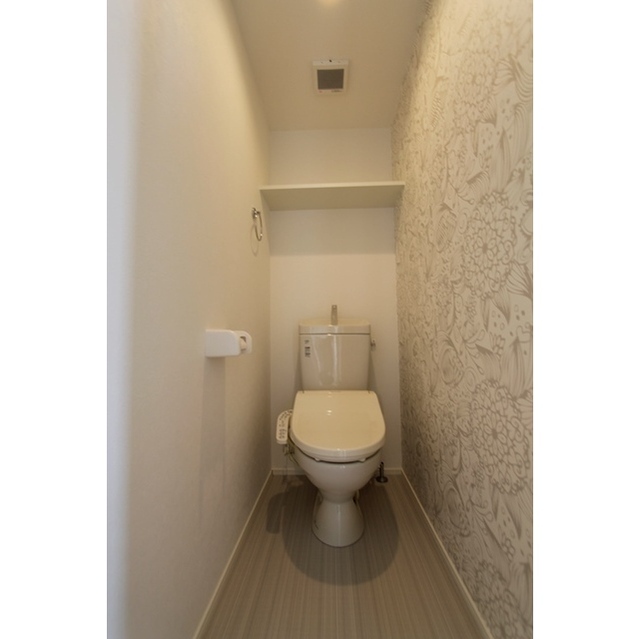 ＪＲ鹿児島本線 香椎駅 徒歩5分 2階建 築9年のトイレ写真