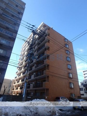 ライオンズマンション山鼻12条の外観写真