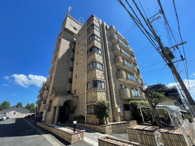 イマージュ安部山公園の外観写真