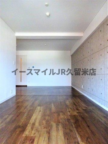 第15上野ビルの居間写真