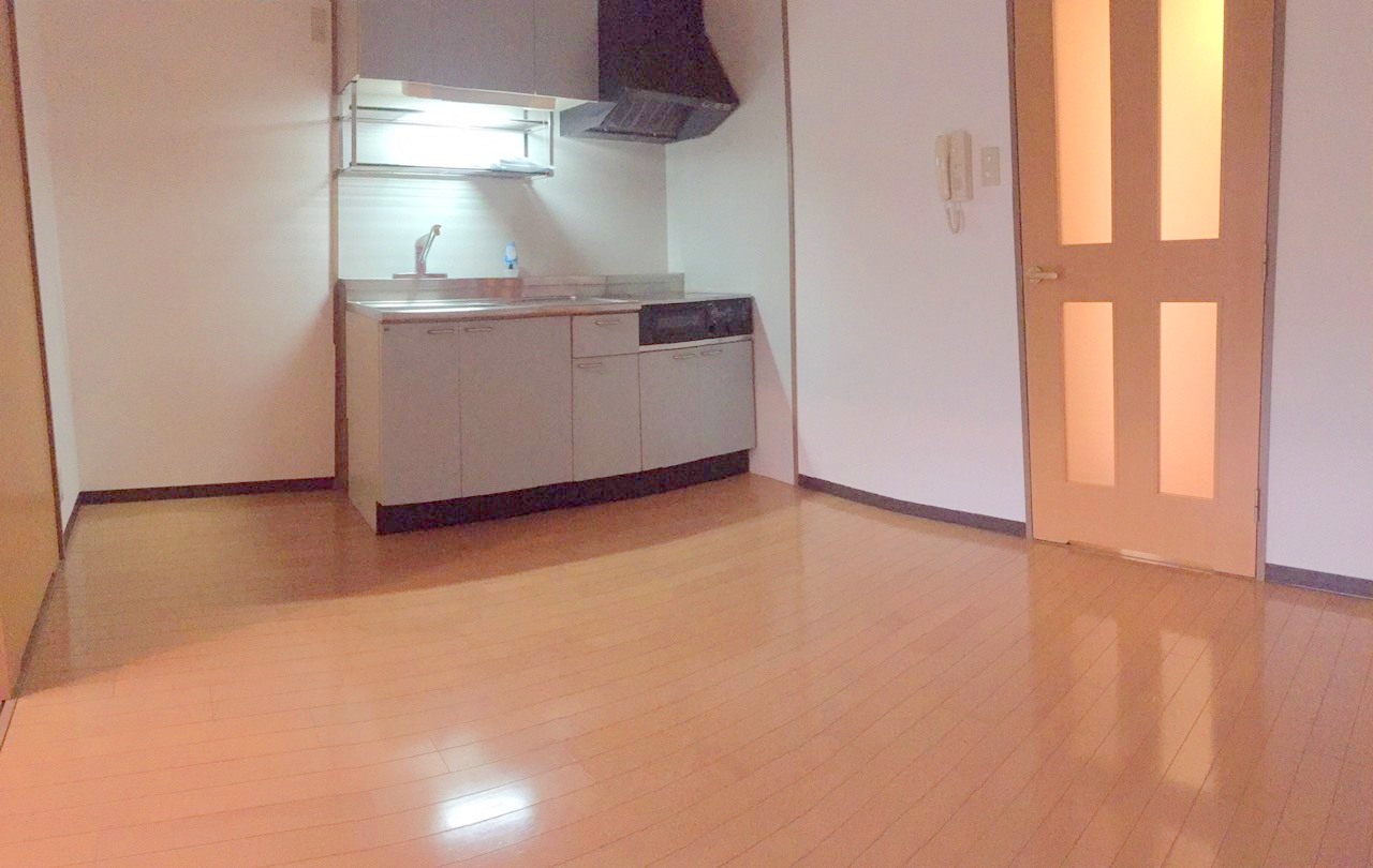 地下鉄谷町線 喜連瓜破駅 徒歩10分 3階建 築24年の居間写真