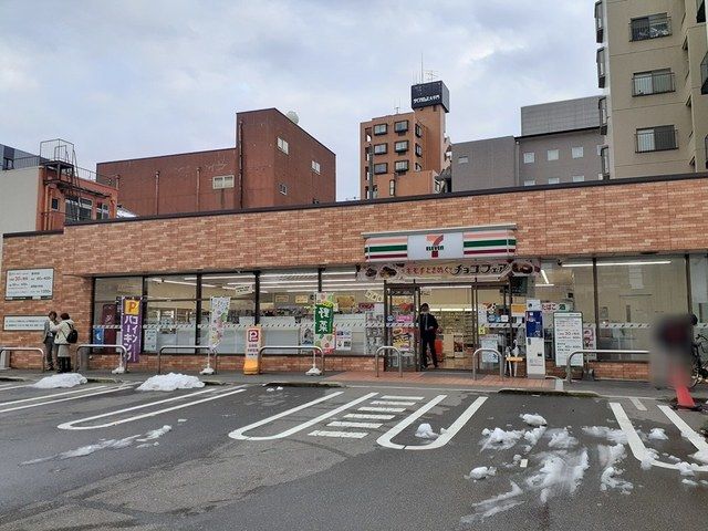 【金沢市尾張町のアパートのコンビニ】