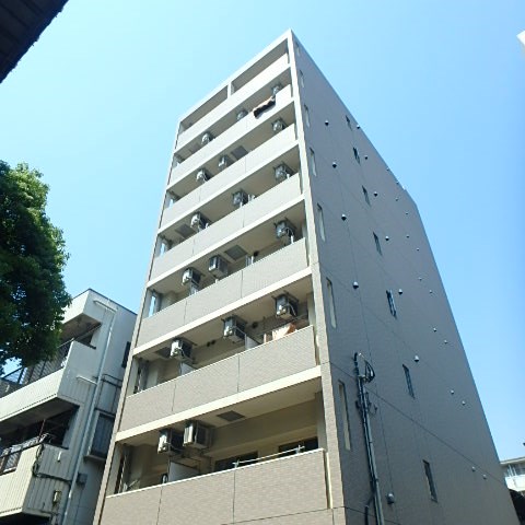 江東区枝川のマンションの建物外観